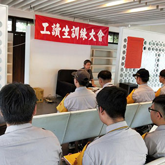 108年交安組職工同仁與學生自主訓練( 37 張相片 )