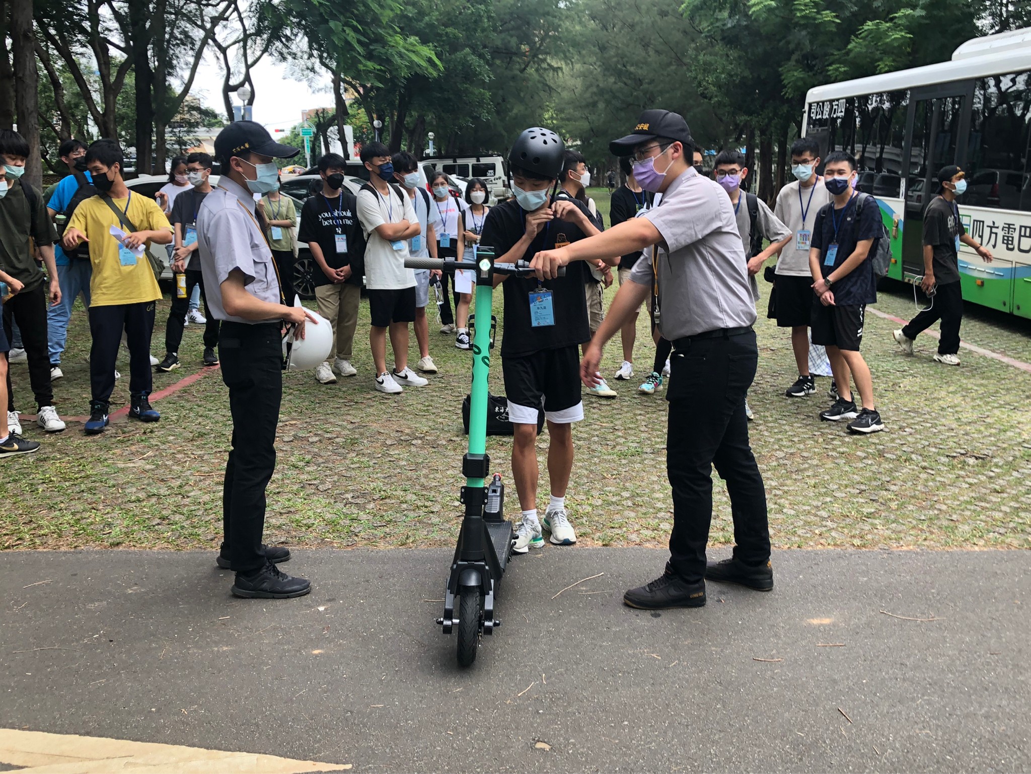 111學年大學入門總務工作坊大一新生oloo與ebike試乘體驗活動